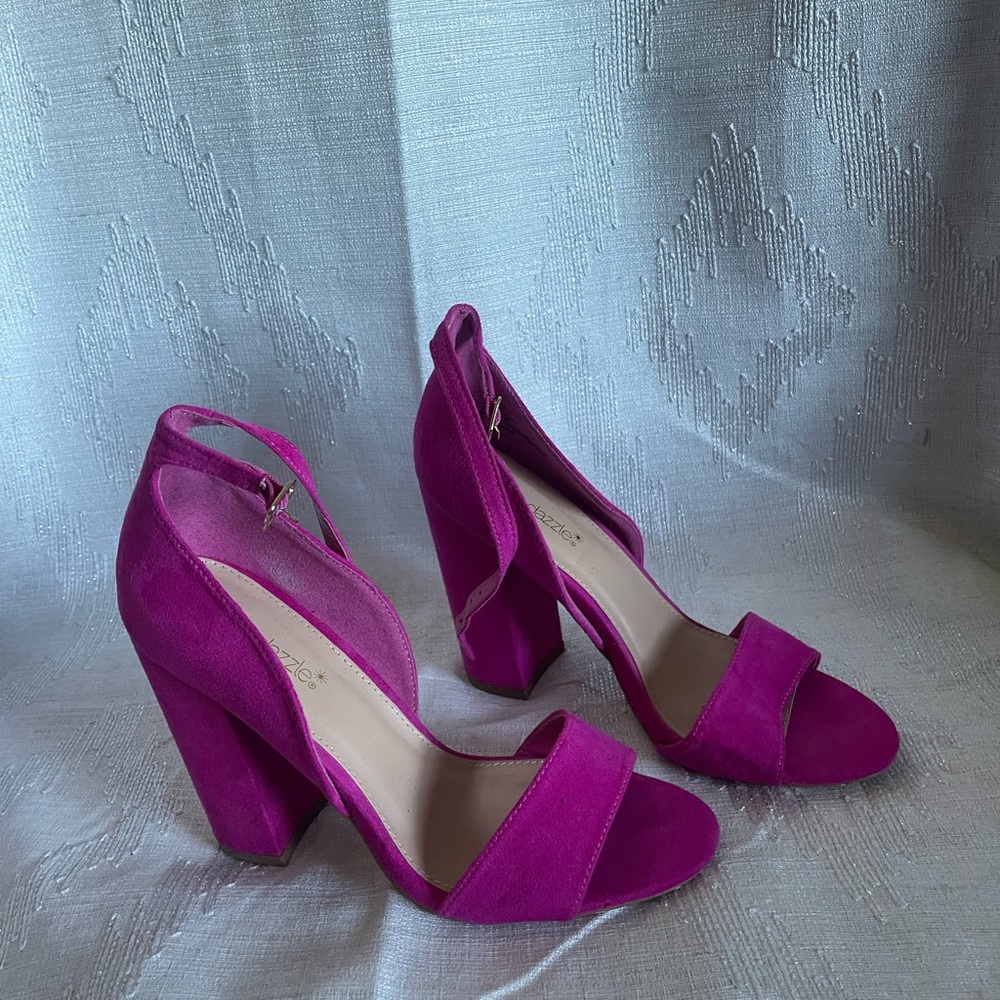 Hot pink heel